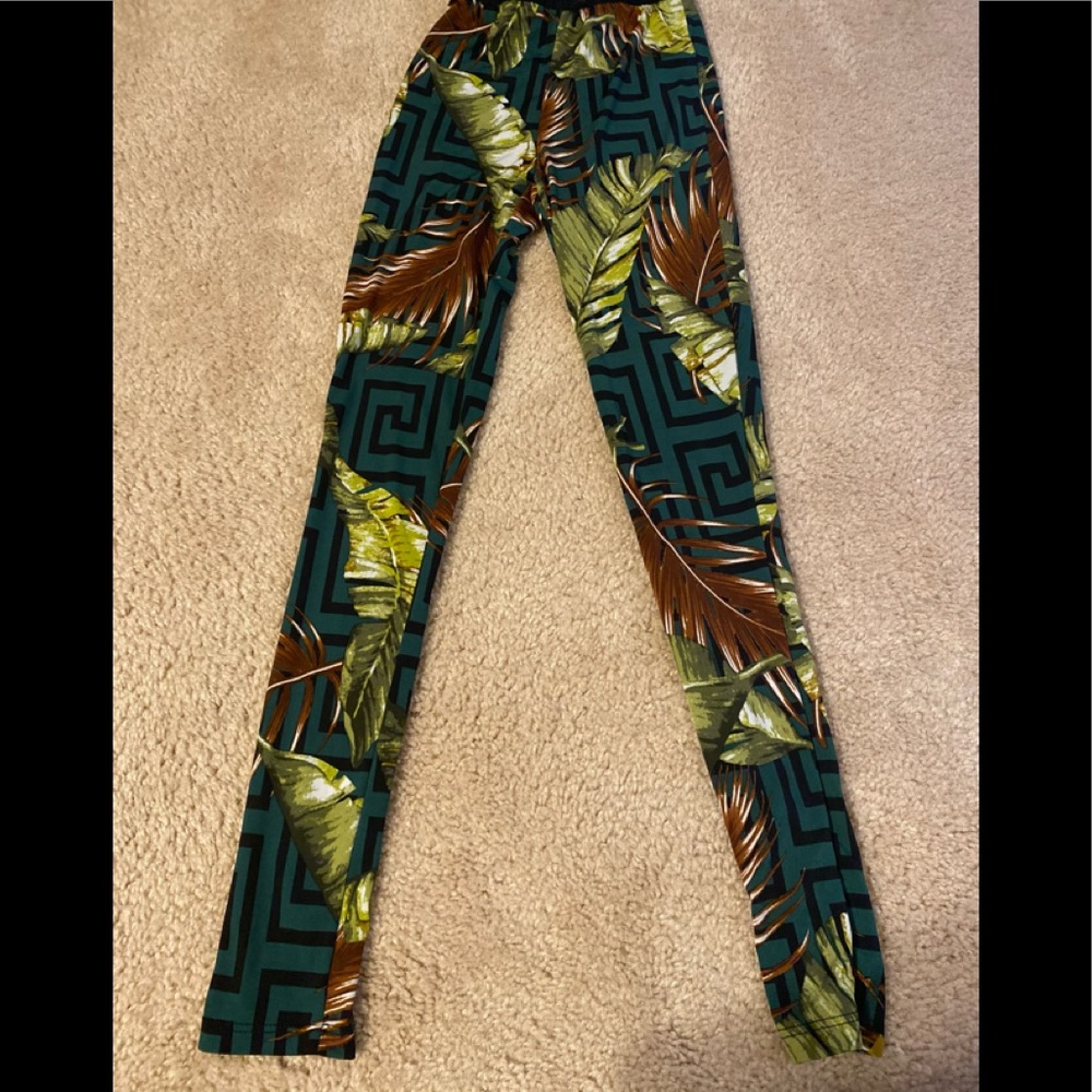 2pc pant set - Picture 3 of 4